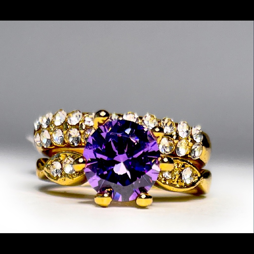 NEW Fashion Jewelry Ring- Size 18